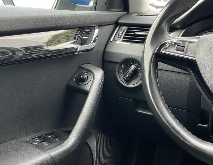 Škoda Octavia 15