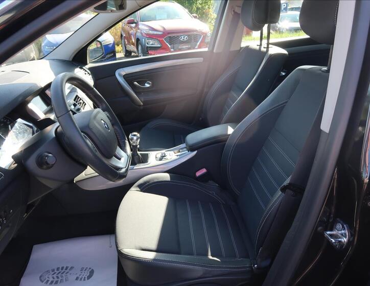 Renault Laguna 12