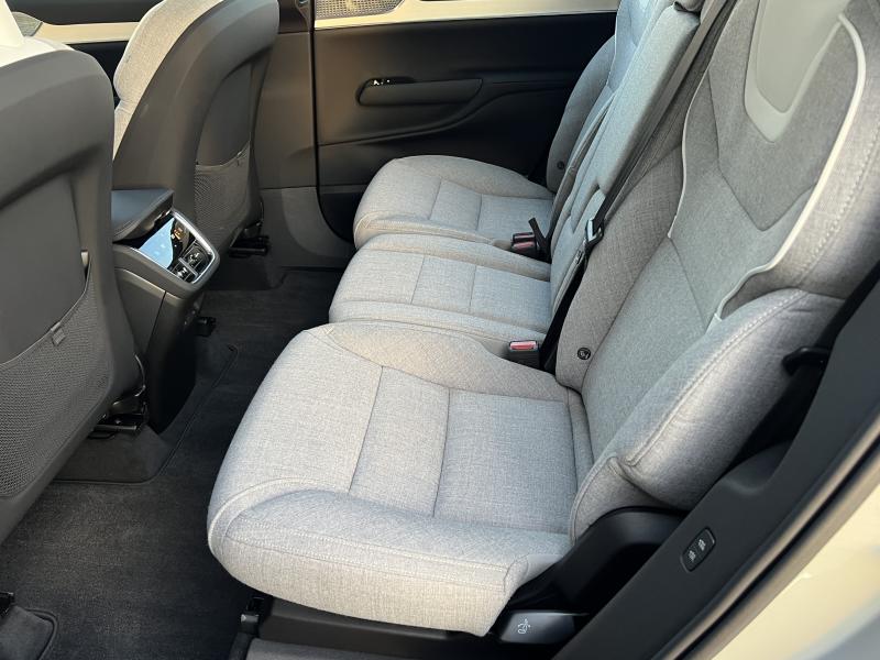 Volvo EX90