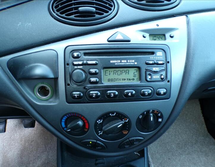 Ford Focus 9