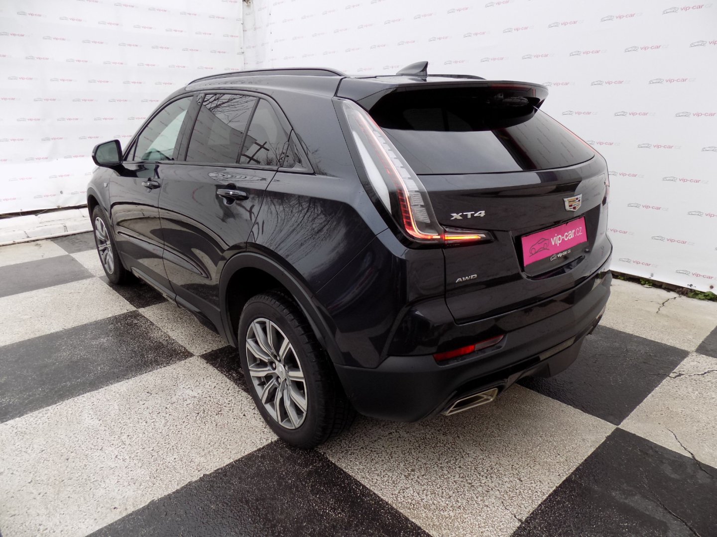 Cadillac XT4