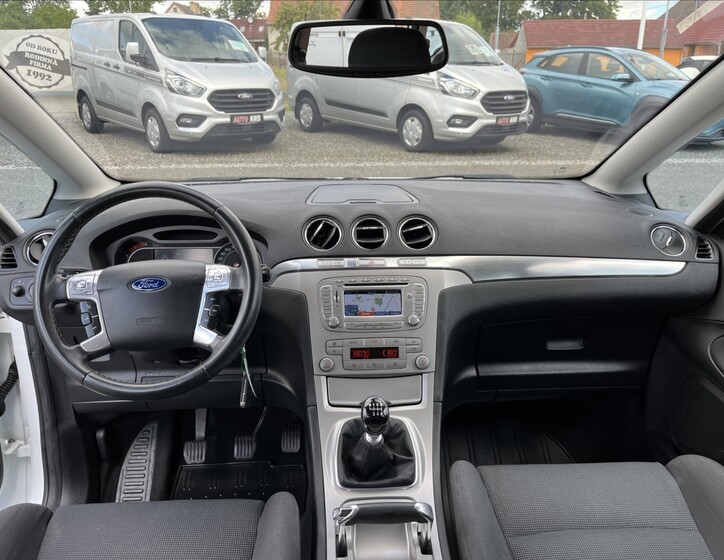 Ford S-MAX 17