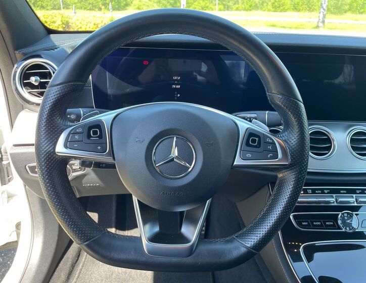 Mercedes-Benz Třídy E 11