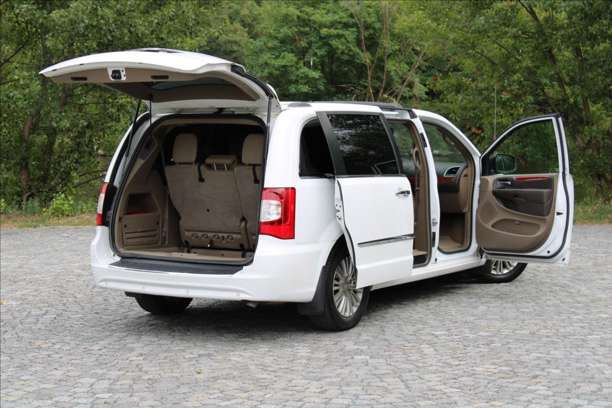 Chrysler Town & Country