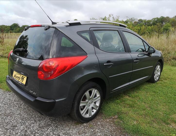 Peugeot 207 36