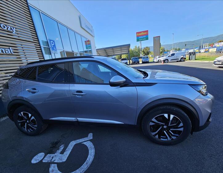 Peugeot 2008 17
