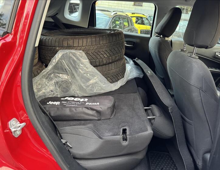 Jeep Compass 23