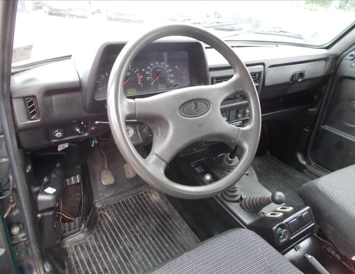 Lada Niva 15