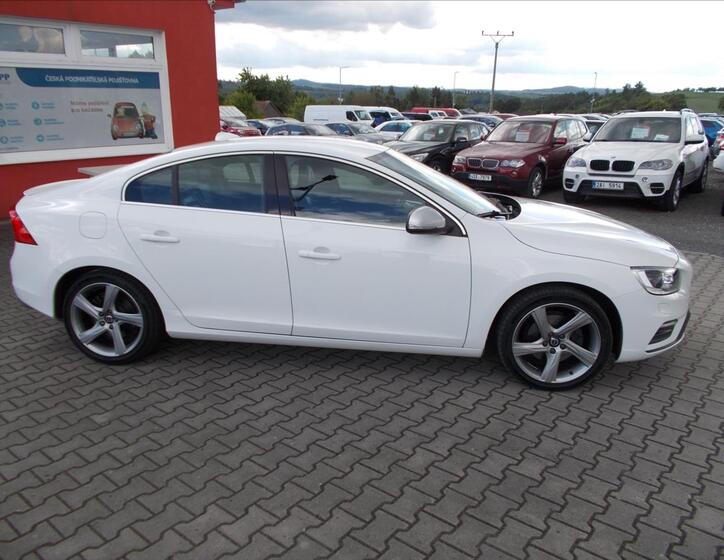 Volvo S60 8