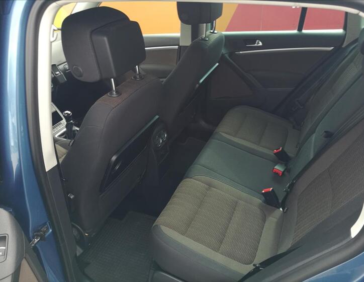 Volkswagen Tiguan 16