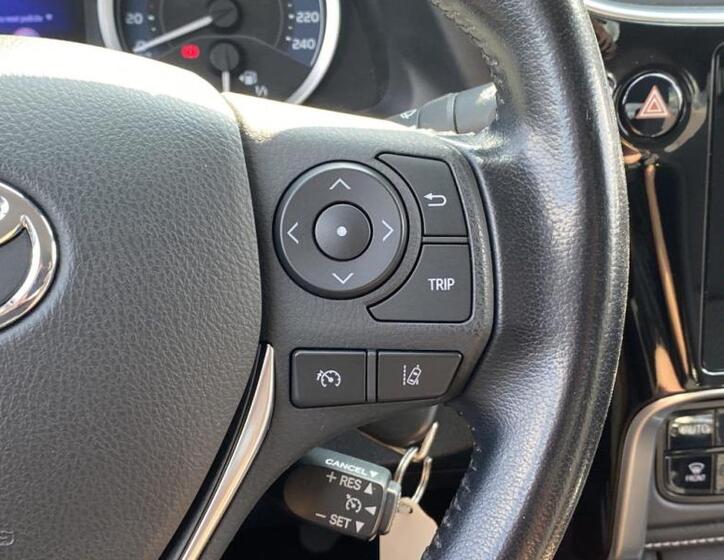 Toyota Corolla 19