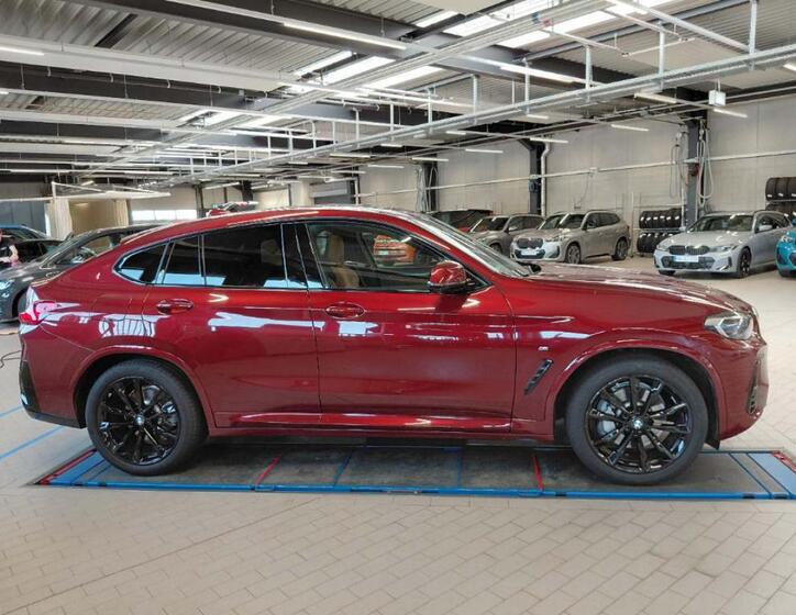 BMW X4 7