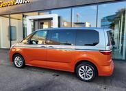 Volkswagen Multivan 2