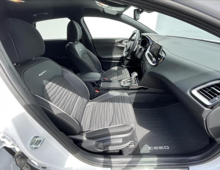 KIA ProCeed 16