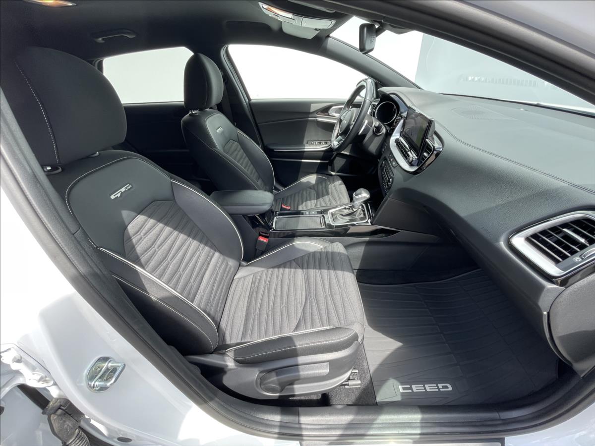 KIA ProCeed