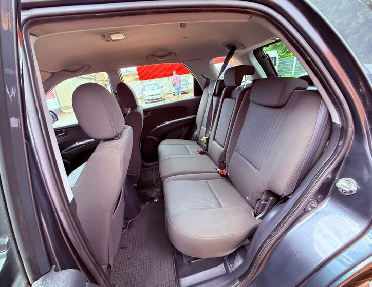 KIA Sportage 11