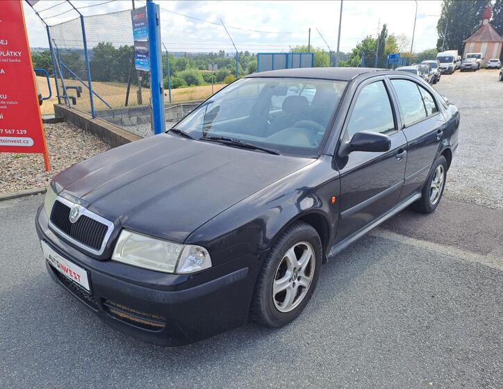 Škoda Octavia 1