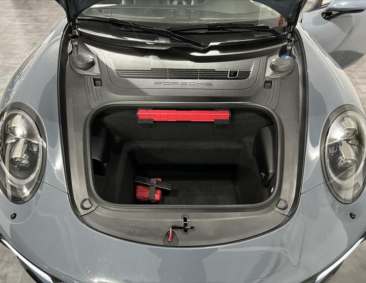 Porsche 911 33