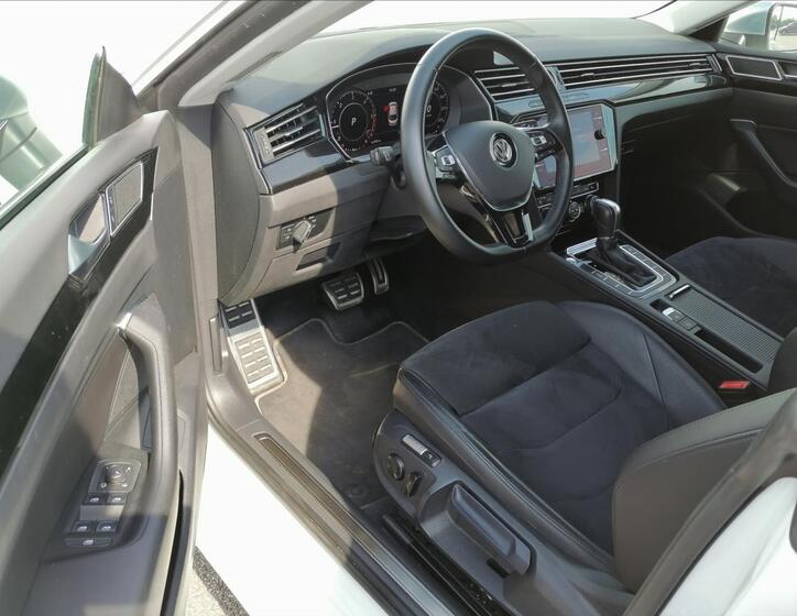 Volkswagen Arteon 5
