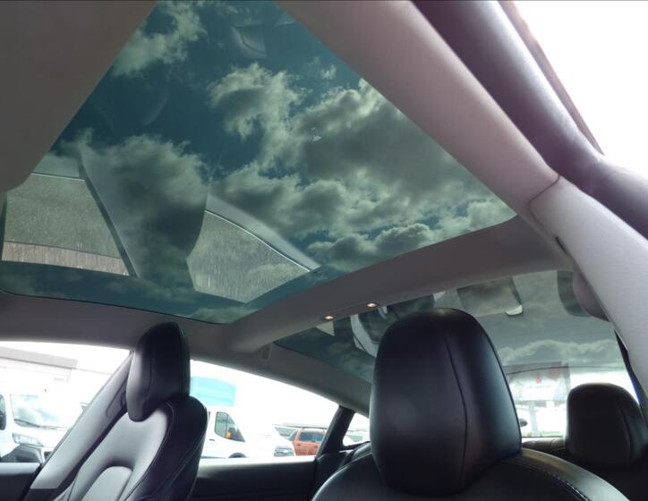 Tesla Model 3 31