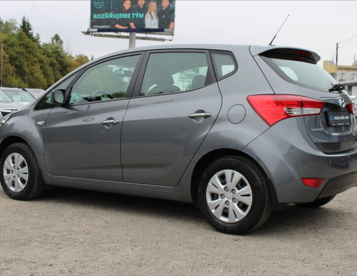 Hyundai ix20 7