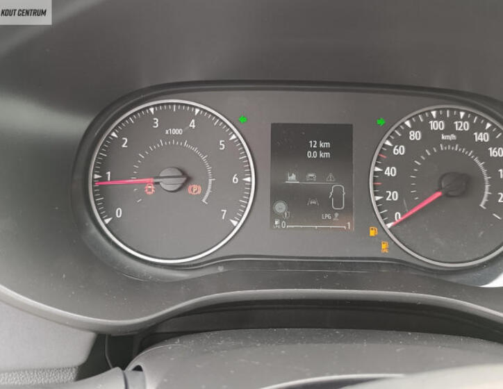 Dacia Sandero 10