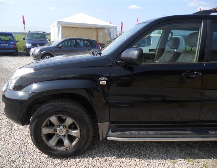 Toyota Land Cruiser 10