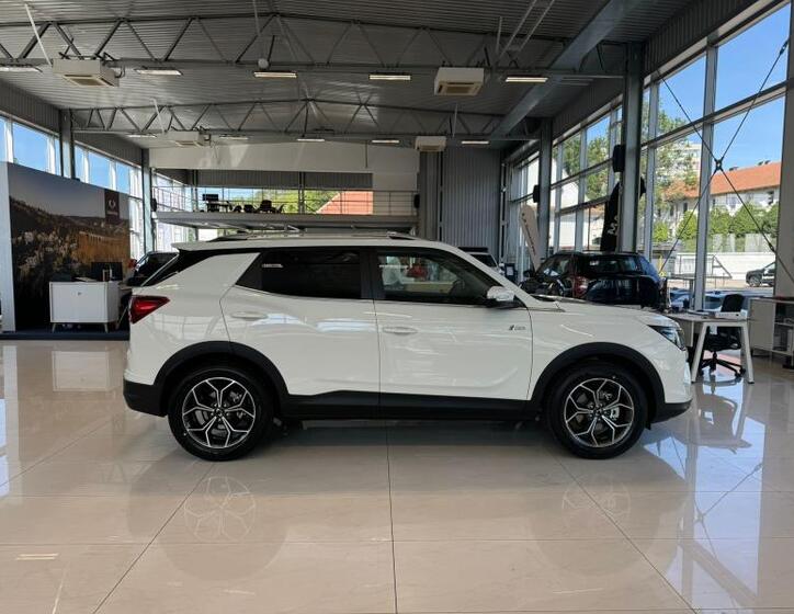SsangYong Korando 8