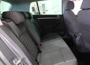Volkswagen Golf 13