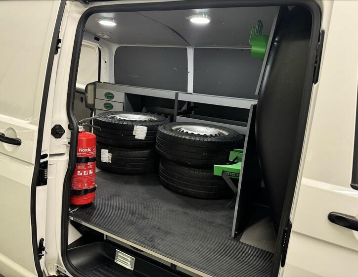 Volkswagen Transporter 32