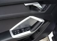 Audi Q3 15