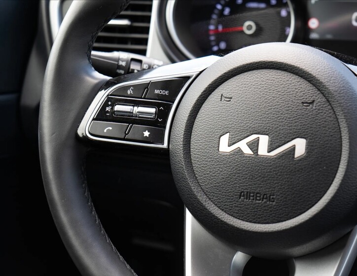 KIA Ceed 11