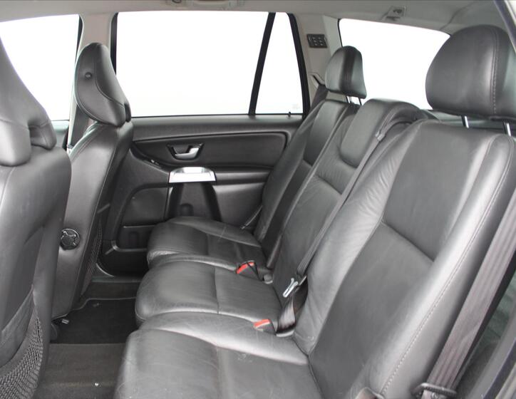 Volvo XC90 11