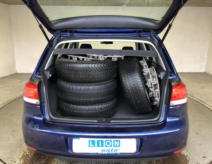 Volkswagen Golf 13