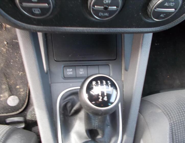 Volkswagen Golf 22