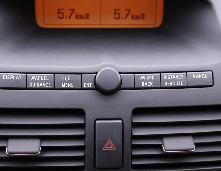Toyota Avensis 23
