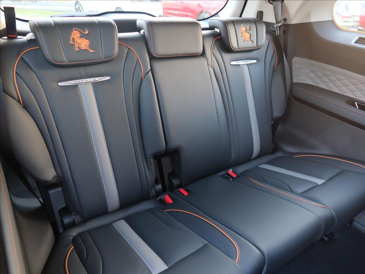 Dongfeng U-Tour