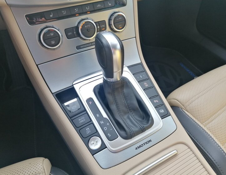 Volkswagen CC 11