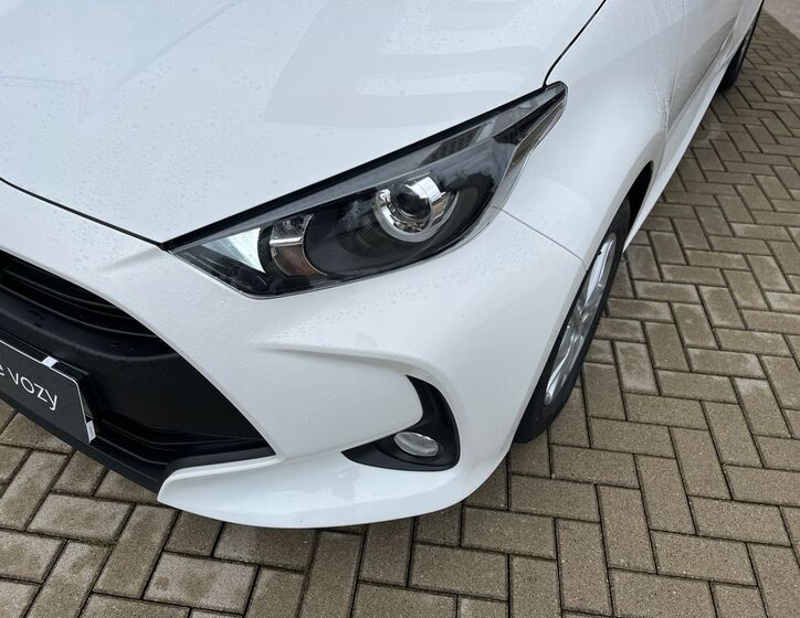 Toyota Yaris 11