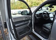 Jeep Wagoneer 13