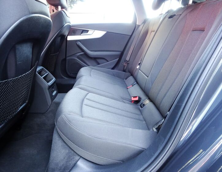 Audi A4 Allroad 24