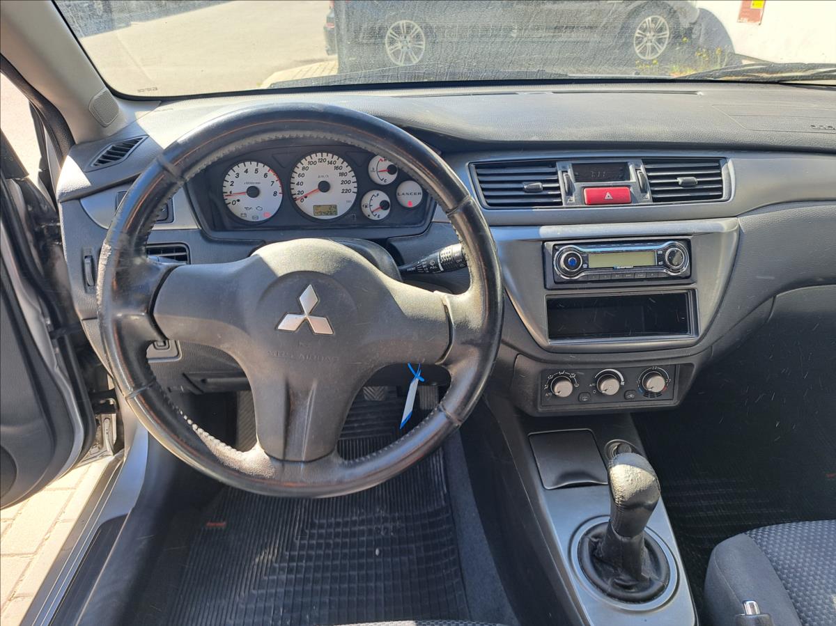 Mitsubishi Lancer