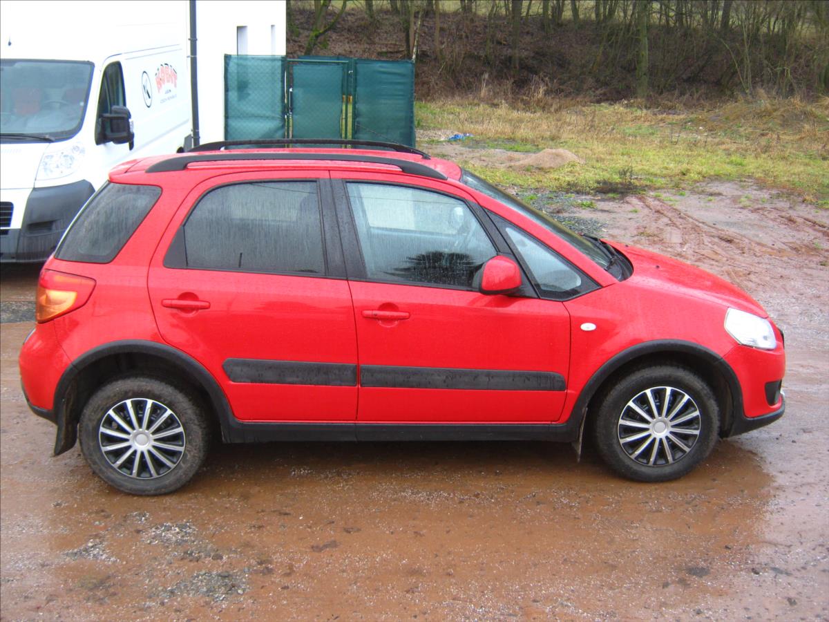 Suzuki SX4