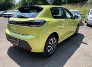 Peugeot 208 5
