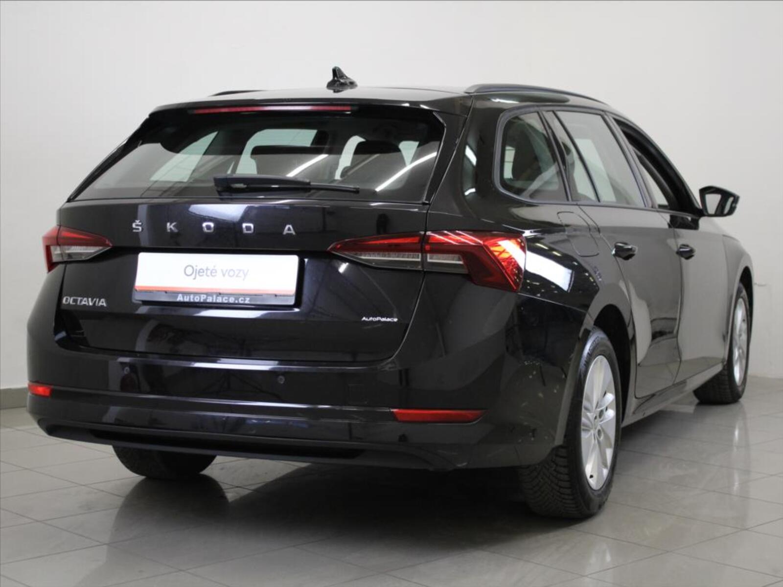 Škoda Octavia 3