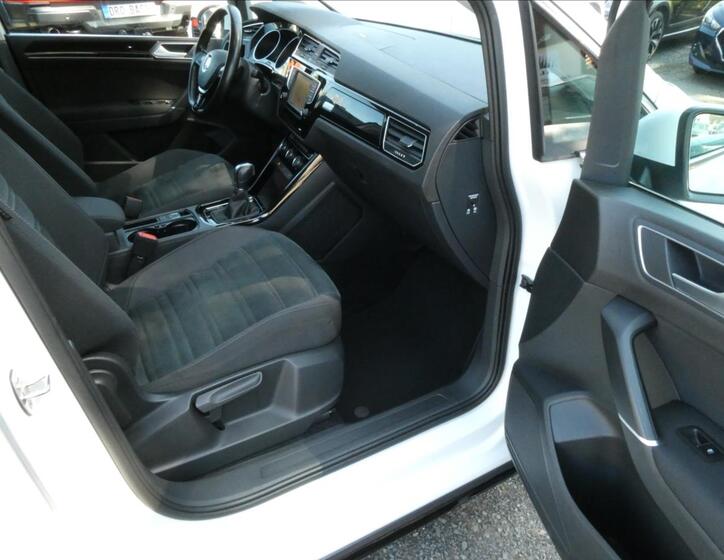 Volkswagen Touran 21
