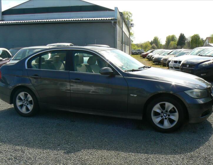 BMW Řada 3 7