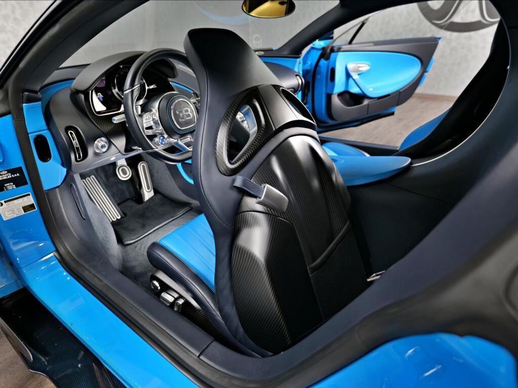 Bugatti Chiron 15