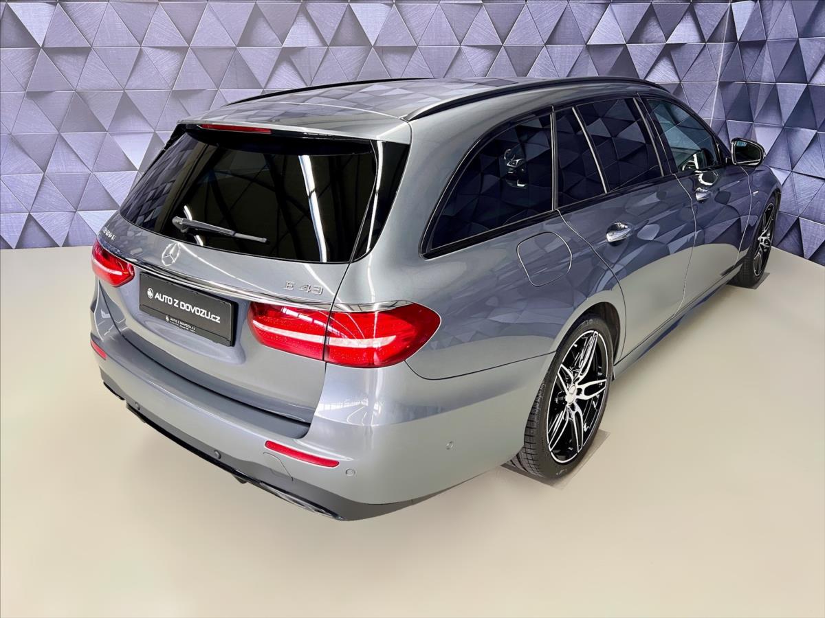 Mercedes-Benz Třídy E