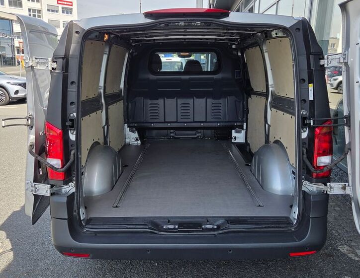 Mercedes-Benz Vito 16